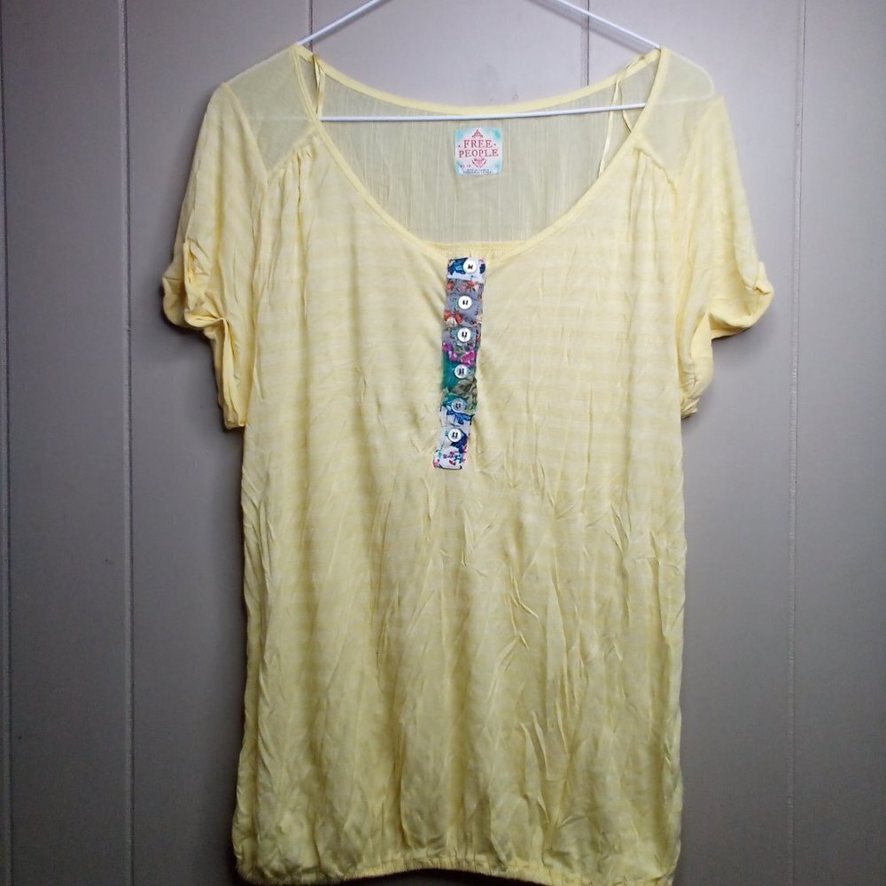 Free People Shirt XS Boho Short Sleeve Button Detail Elastic Hem Waist Yellow